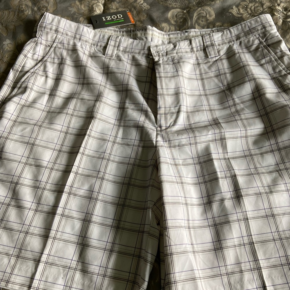 Men’s IZOD XFG X-TREME Function Golf Shorts - Size 42
